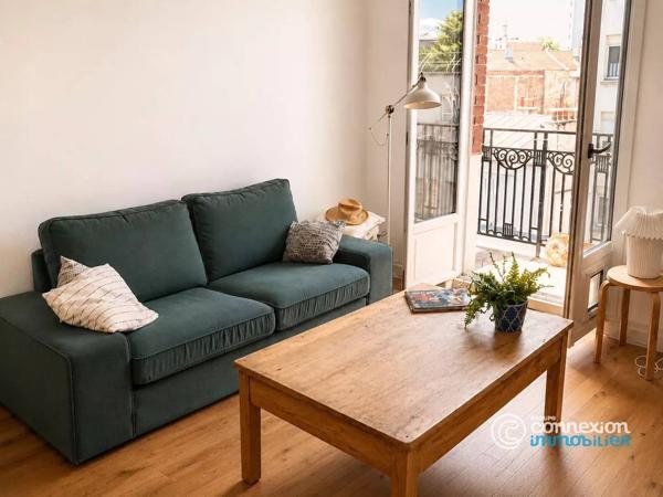DEUX PIECES BALCON