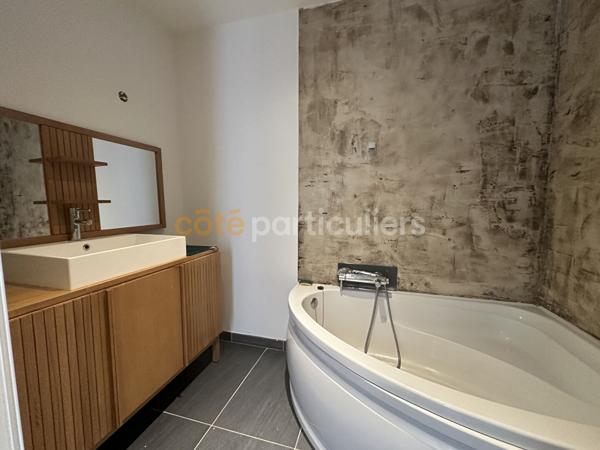 Vente
                Maison100,22 m² - 5 Pièces -
                    PERONNE (80200)