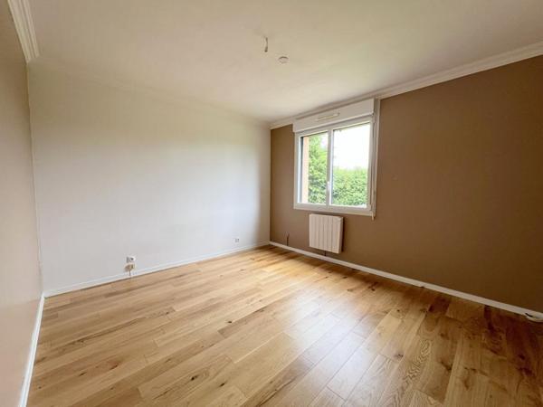 Maison - Savigné L'Evêque - 8 pièce(s) - 151 m²