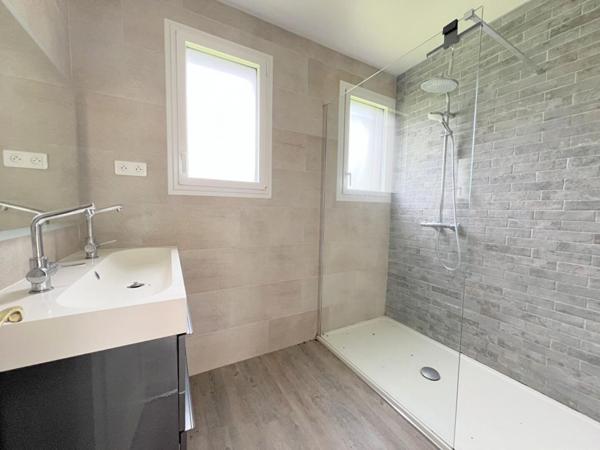 Maison - Savigné L'Evêque - 8 pièce(s) - 151 m²