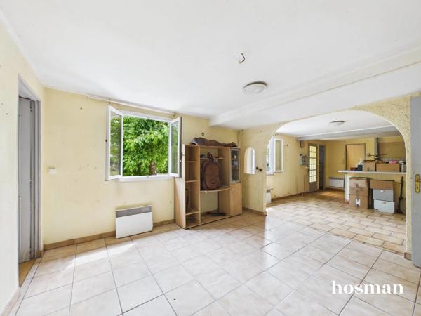 Maison de 6 pièces à mettre au goût du jour - 175 m² avec grand jardin et garage - Rue De La Marne, Pessac