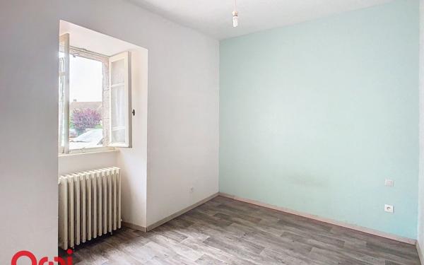 Maison à vendre    4 pièces •  Beaune-d'Allier