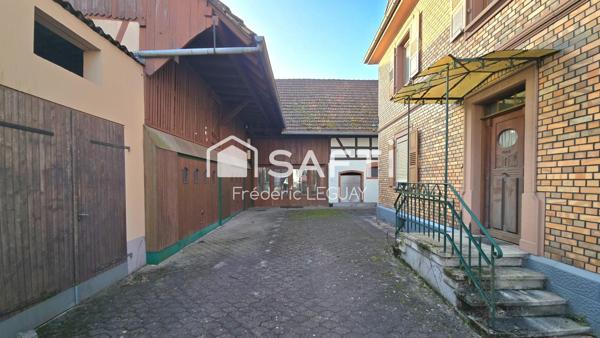 Grande maison avec  multiples possibilités d'explotation