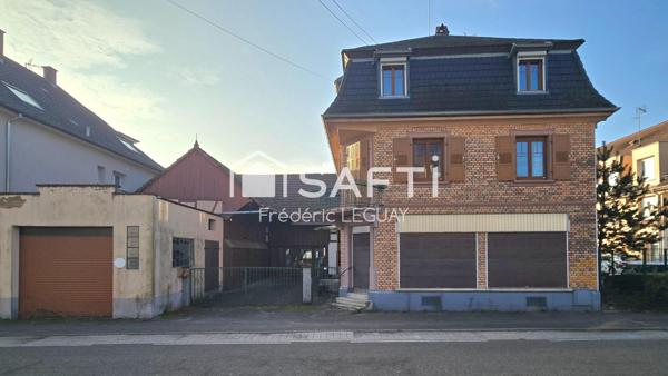 Grande maison avec  multiples possibilités d'explotation