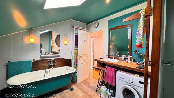 Maison familiale à vendre 7 pièces REVEL (31)