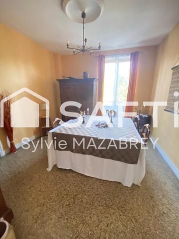 Maison pleine de charme avec son parc arboré