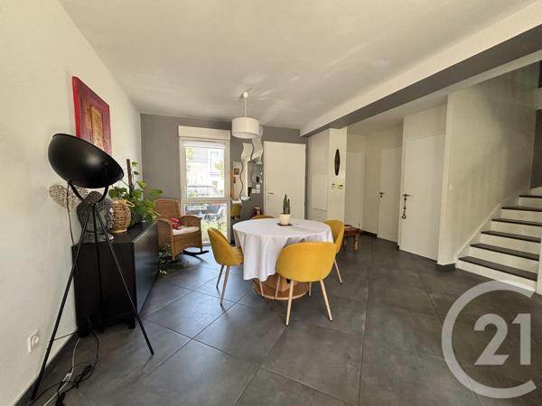 Maison à vendre  4 pièces - 81,43 m 2   AGDE  - 34
