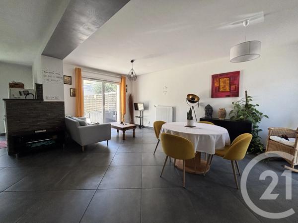 Maison à vendre  4 pièces - 81,43 m 2   AGDE  - 34
