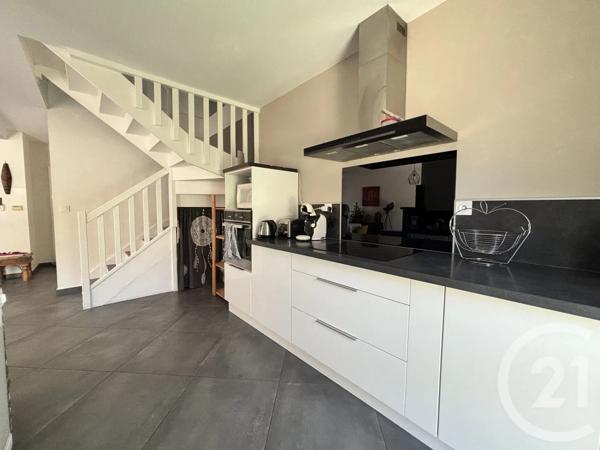 Maison à vendre  4 pièces - 81,43 m 2   AGDE  - 34
