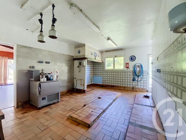 Maison à vendre  10 pièces - 324 m 2   BOURRET  - 82
