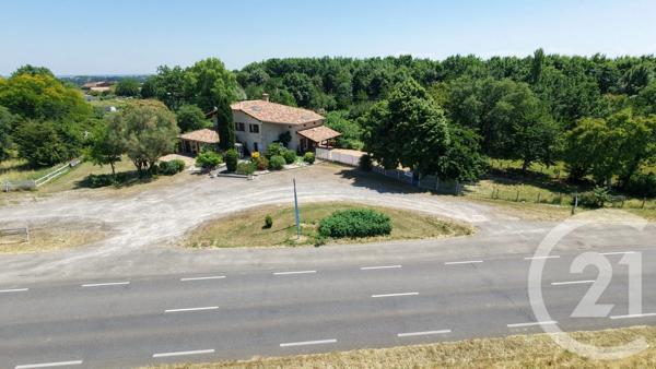 Maison à vendre  10 pièces - 324 m 2   BOURRET  - 82