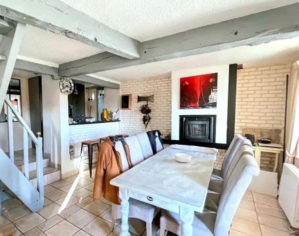 Maison ancienne atypique restaurée