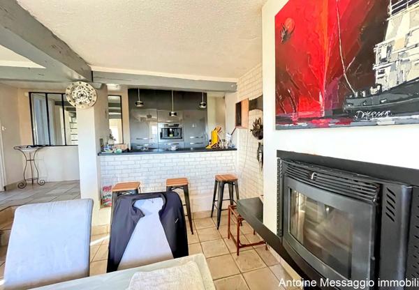 Maison ancienne atypique restaurée