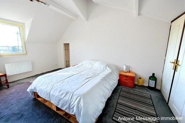 Maison ancienne atypique restaurée