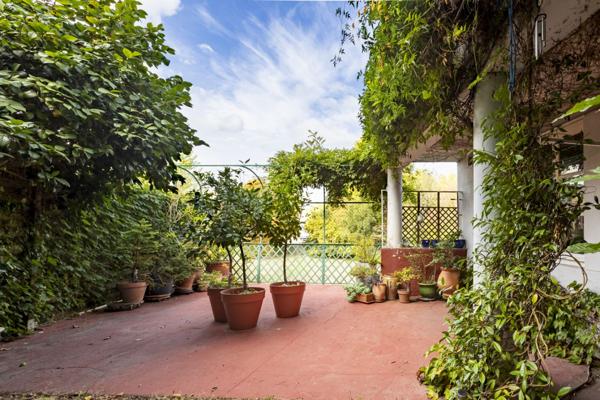 Maison de ville 170m² avec terrasse et garage - REF. VM481