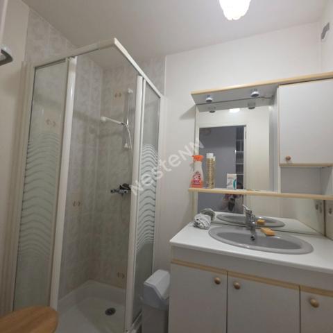 Maison A VENDRE à ANCENIS-SAINT-GEREON, deux chambres, petit jardin, au calme