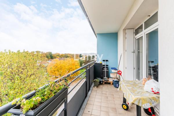 Appartement t5 avec balcon + parking et cave