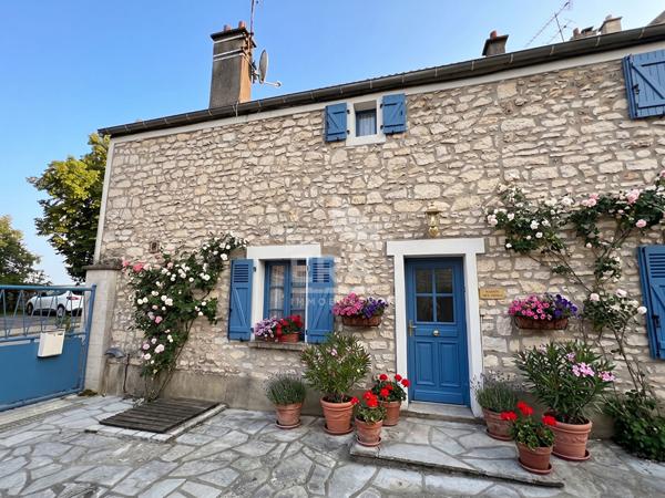 Thiverval Grignon Maison  avec Jardin non attenant