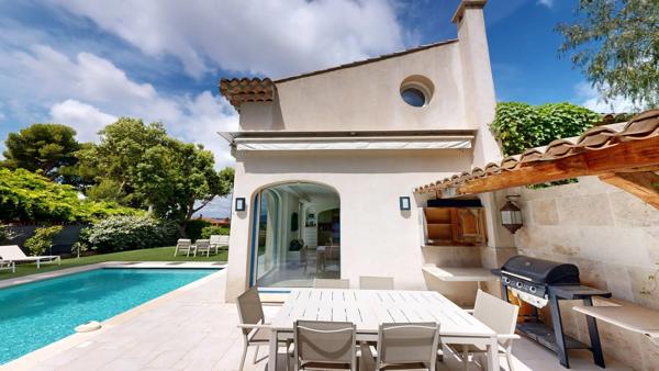 EXCEPTIONNELLE PROPRIETE LUXUEUSE ET DE CARACTERE