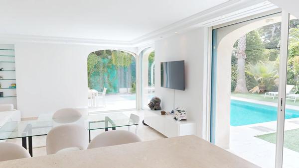 EXCEPTIONNELLE PROPRIETE LUXUEUSE ET DE CARACTERE