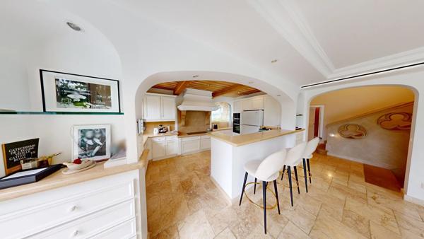 EXCEPTIONNELLE PROPRIETE LUXUEUSE ET DE CARACTERE