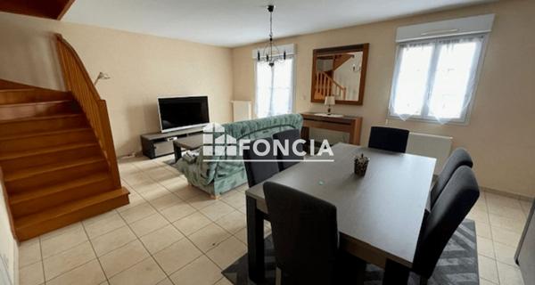 À vendre Maison 4 pièces 82.16 m² - ÉTampes 91150