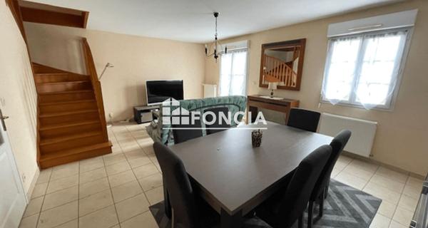 À vendre Maison 4 pièces 82.16 m² - ÉTampes 91150