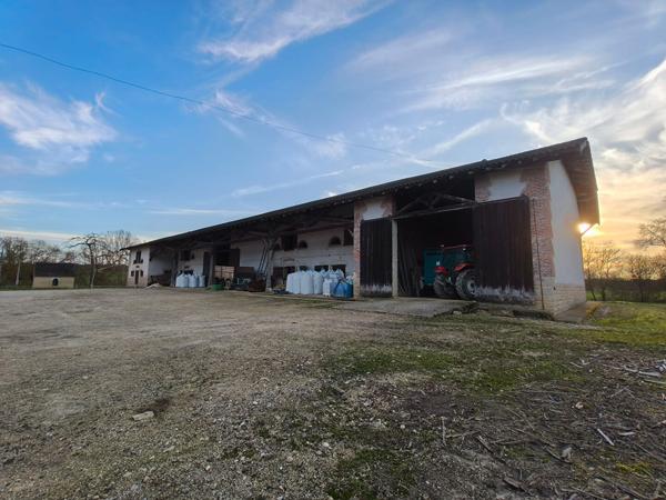 Domaine de Loëze - Propriété d'exception avec 3 logements, chapelle et 8 hectares, fort potentiel à Jayat
