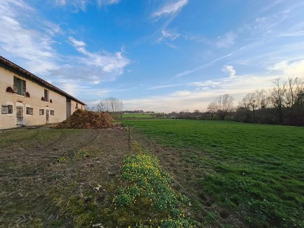 Domaine de Loëze - Propriété d'exception avec 3 logements, chapelle et 8 hectares, fort potentiel à Jayat