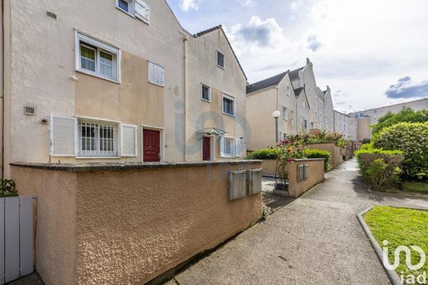 Appartement 4 pièces de 96 m² à Lognes (77185)