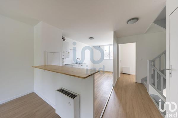 Appartement 4 pièces de 96 m² à Lognes (77185)