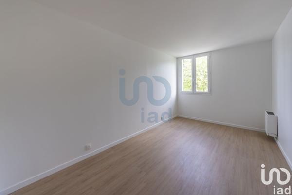 Appartement 4 pièces de 96 m² à Lognes (77185)