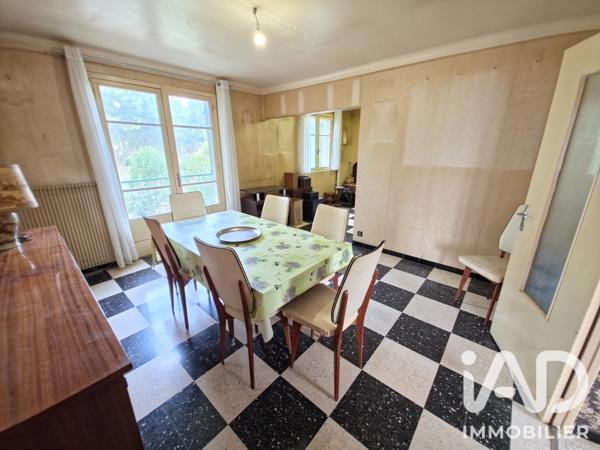 Maison à vendre 5 pièces 156 m² Rodilhan