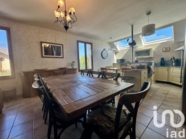 Maison 7 pièces de 203 m² à Grésy-sur-Aix (73100)
