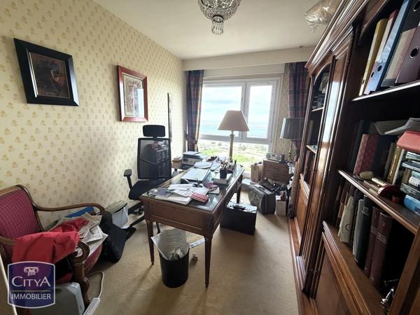 Appartement à vendre 5 pièces 106.56m² Calais (62100)
