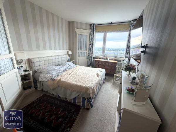 Appartement à vendre 5 pièces 106.56m² Calais (62100)