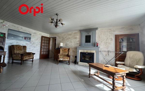 Maison à vendre    5 pièces •  Saint-Savinien