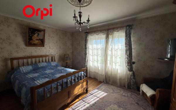 Maison à vendre    5 pièces •  Saint-Savinien