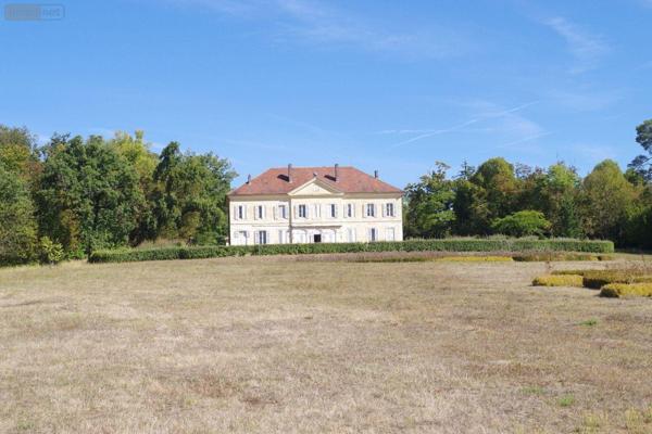 Propriete à vendre à Sorges-et-Ligueux-en-Périgord en Dordogne (24420), ref : 24001//560