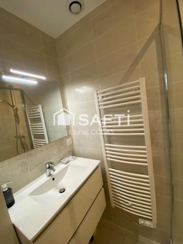 Superbe T2 centre ville DINARD à 100m de la plage.