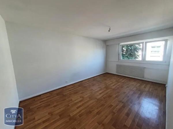 Appartement à louer 4 pièces 79.73m²
