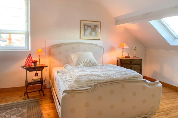 Maison de caractère – Environ 185 m² – Proche centre-ville