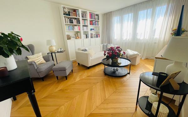 Appartement à louer    2 pièces • 46,93 m2 Les Pavillons-sous-Bois
