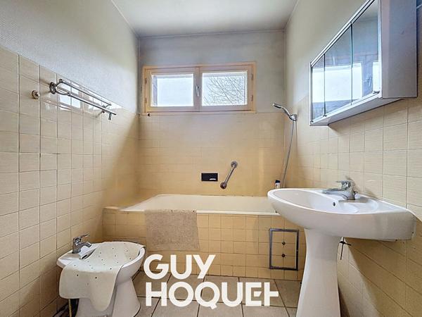 Maison familiale au coeur du vignoble Mâconnais - 71960 PRISSÉ