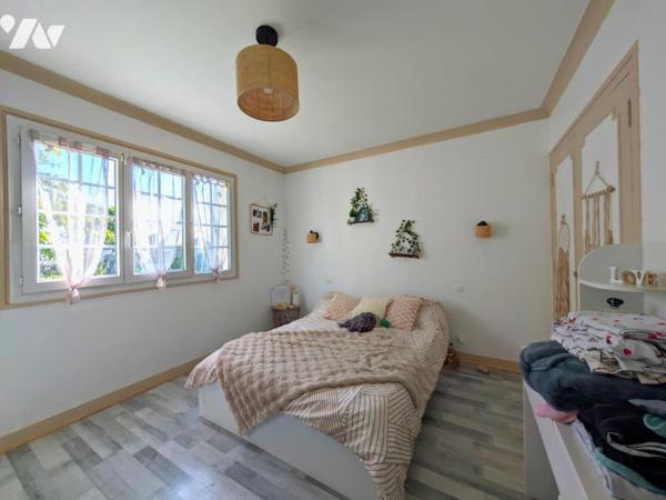 Maison de plain pied - 122m² - 4 chambres - Terrain de 954m²