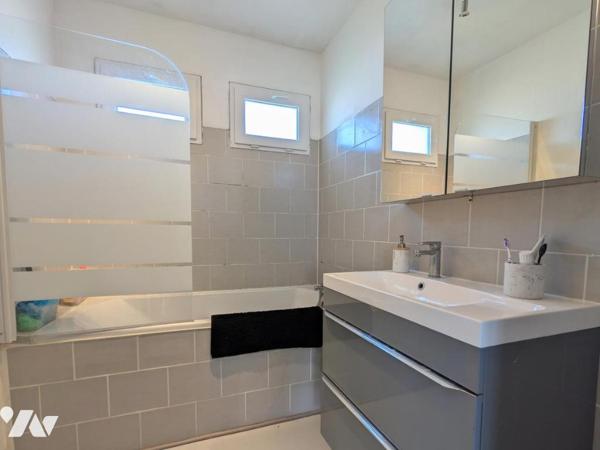 Maison de plain pied - 122m² - 4 chambres - Terrain de 954m²