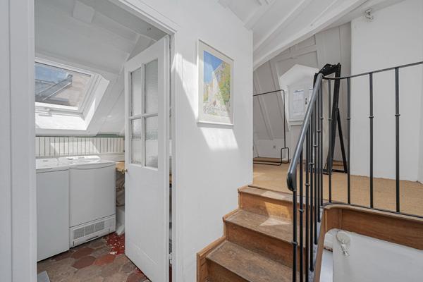 Entre la place des Vosges et la rue de Bretagne - Dernier étage - Appartement ensoleillé à l'esprit maison de campagne - PARIS