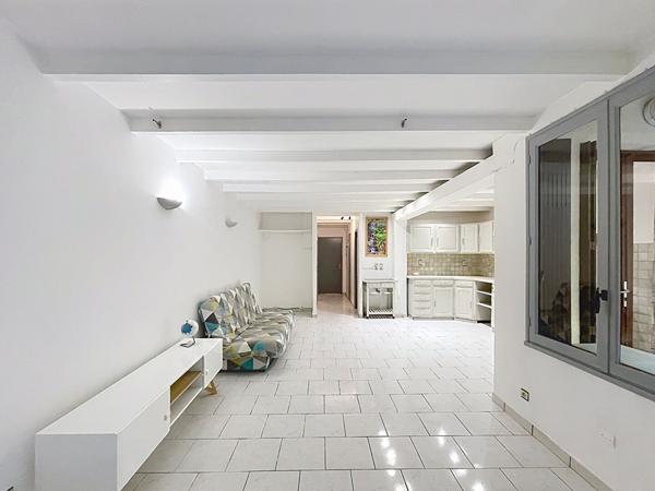 Appartement Manosque 2 pièces 52.88 m2 carrez avec cour intérieure