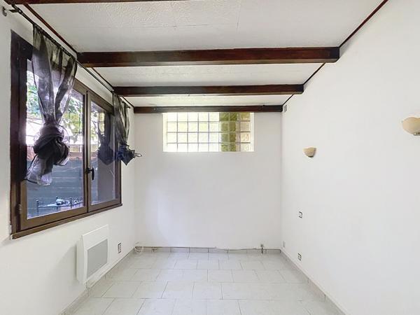 Appartement Manosque 2 pièces 52.88 m2 carrez avec cour intérieure