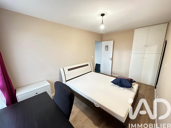 Location appartement 3 pièces 56 m² Clamart